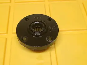 449-304 EVINRUDE Bearing Housing Johnson