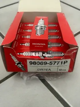 98069-5777P HONDA Spark Plug