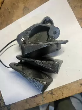 011-104 KAWASAKI Vein Powder Jet Ski Engine Motor Mount Set #2