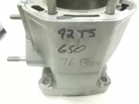11005-3715 KAWASAKI Ts Cylinders Pistons 650 #2