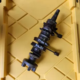 13031-3715 KAWASAKI Motor Engine Crankshaft Crank Shaft JS550