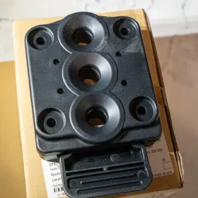 27016-0099 KAWASAKI Lock Assyseatfr Box Rr