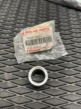 42036-3007 KAWASAKI Jetski Crankshaft Sleeve Nos Collar 440