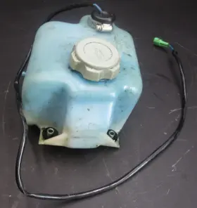 52001-3716 KAWASAKI Sts Ts Xi Oil Tank 750 #2