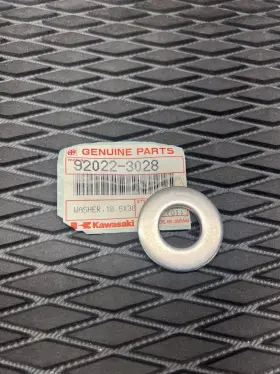 92022-3028 KAWASAKI Jetski Crank Shaft Coupler Washer Nos Js