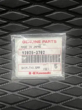 92025-3702 KAWASAKI Jetski Shims Nos Js 400 440 550