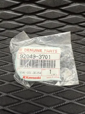 92049-3701 KAWASAKI Jetski Jet Pump Oil Seal Ski Sx 650 750