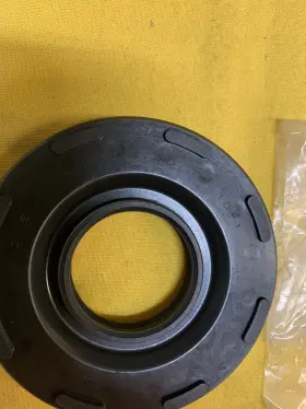 92049-3705 KAWASAKI Nos Oil Seal Pwc Watercraft #3