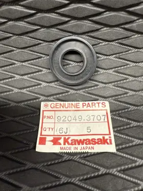 92049-3707 KAWASAKI Jetski Drive Shaft Carrier Bearing Seal