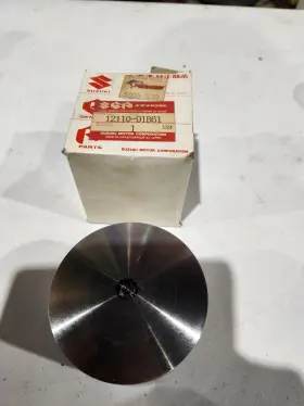 3008-539 SUZUKI Nos Piston Tsr 1000 Tigershark Daytona