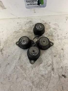 112-22-074-K TITAN 757 PERFORMANCE Pack Engine Motor Mount Gs