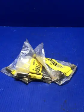 0043382 WACKER Newsom Pins