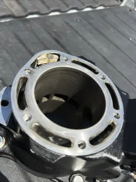 00428 YAMAHA Cylinder Middle Power Valve Compression GP1200R