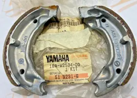 09-2101E YAMAHA Wsm Front Rear Brake Shoes