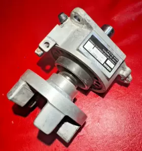 60E-R9001-11 YAMAHA Waverunner Shaft Midshaft Coupler Bearing
