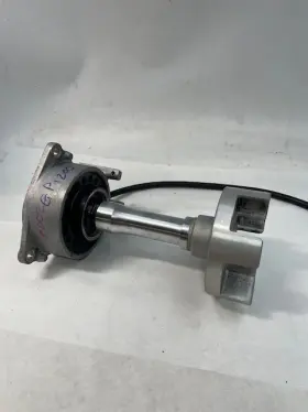 67X-R9001-11 YAMAHA Driveshaft Intermediate Bearing Housing