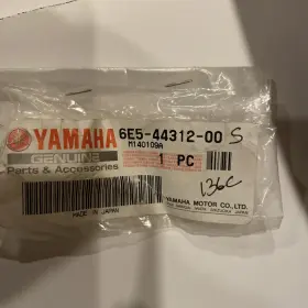 6E5-44312-00 YAMAHA Water Pump Housing Cover
