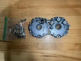 6M6-11111-00-94 YAMAHA Waverunner Cylinder Head Water 650