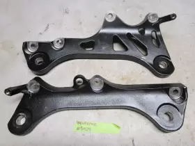 6R7-21415-01-94 YAMAHA Waverunner Jet Ski Motor Mount Bed Pwc