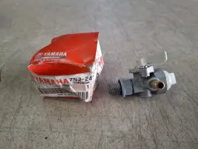 7NJ-24500-01-00 YAMAHA Fuel Cock