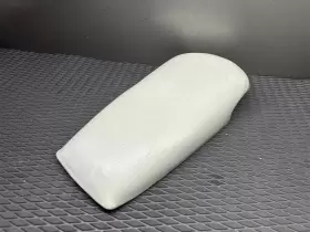 EW2-6142A-00-00 YAMAHA Standup Front Pole Chin Pad Superjet