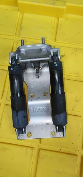 F0D-6515A-01-00 YAMAHA Hinge DD5 1200