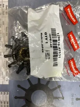 129670-42351 YANMAR Water Pump Impeller Diesel Engines Marine