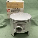 New Genuine Yamaha 61x-11636-02 Crankshaft Piston (0.50mm O/s). Fixed Price $94.83.