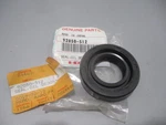 Nos Kawasaki Oem Oil Seal Dc305513 1977-1981 Js440 1976 Js400 92050-512. Fixed Price $45.95.